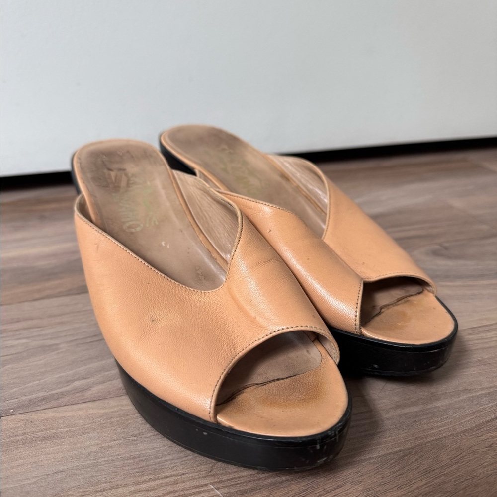Salvatore Ferragamo Tan Peep-Toe Mules